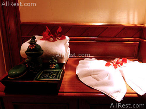 Phi Phi Island Cabana Hotel 13